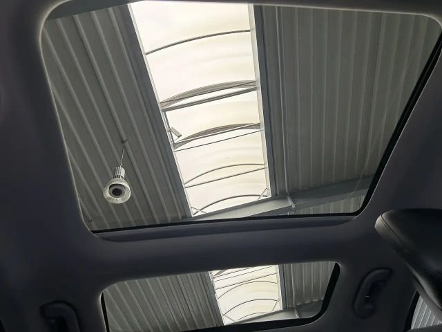 Mercedes-Benz C 300 AMG Line C 300 d Sedan