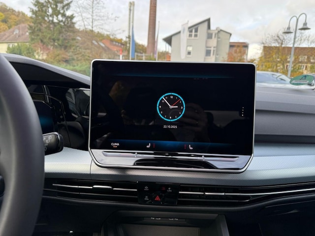 Volkswagen Golf 1.5 eTSI DSG Golf VIII