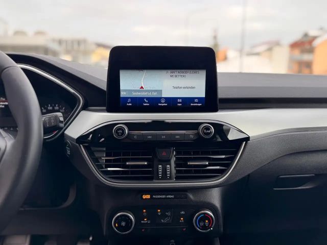 Ford Kuga Cool & Connect