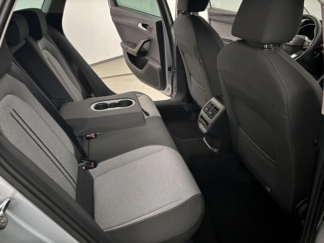 Seat Leon 1.0 eTSI LED AHK Navi-App virtual Standhzg.