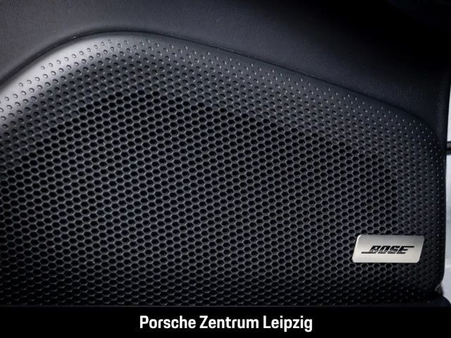 Porsche Panamera 4 E-Hybrid