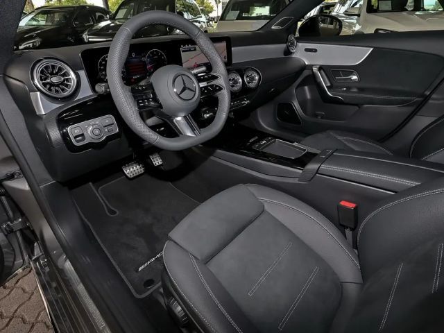 Mercedes-Benz A 200 AMG Line