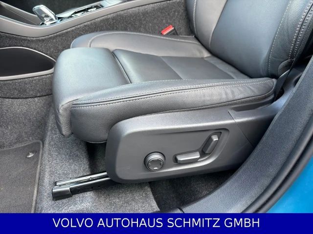 Volvo XC40 Dark Plus