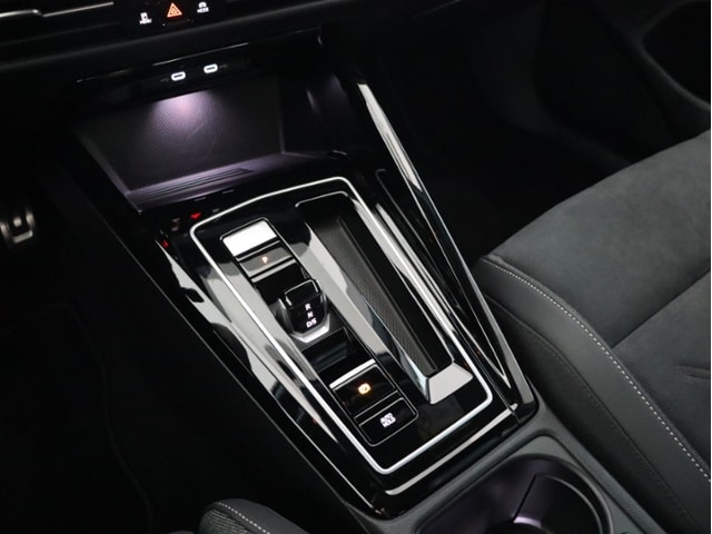 Volkswagen Golf 1.5 eTSI DSG Golf VIII