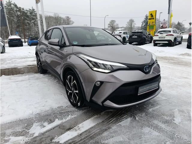 Toyota C-HR Hybride Team D