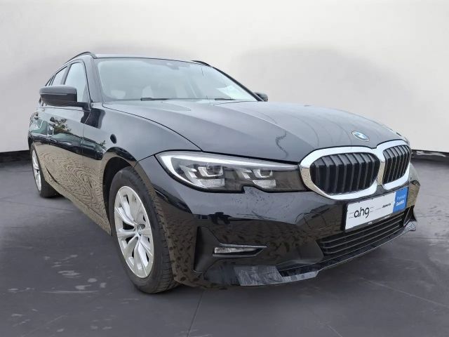 BMW 320 320d Advantage pakket Touring xDrive