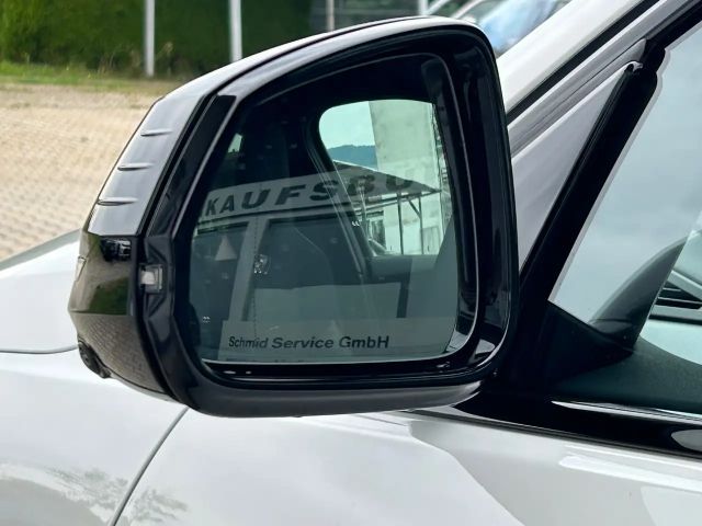 BMW 120 120d M-Sport Sedan