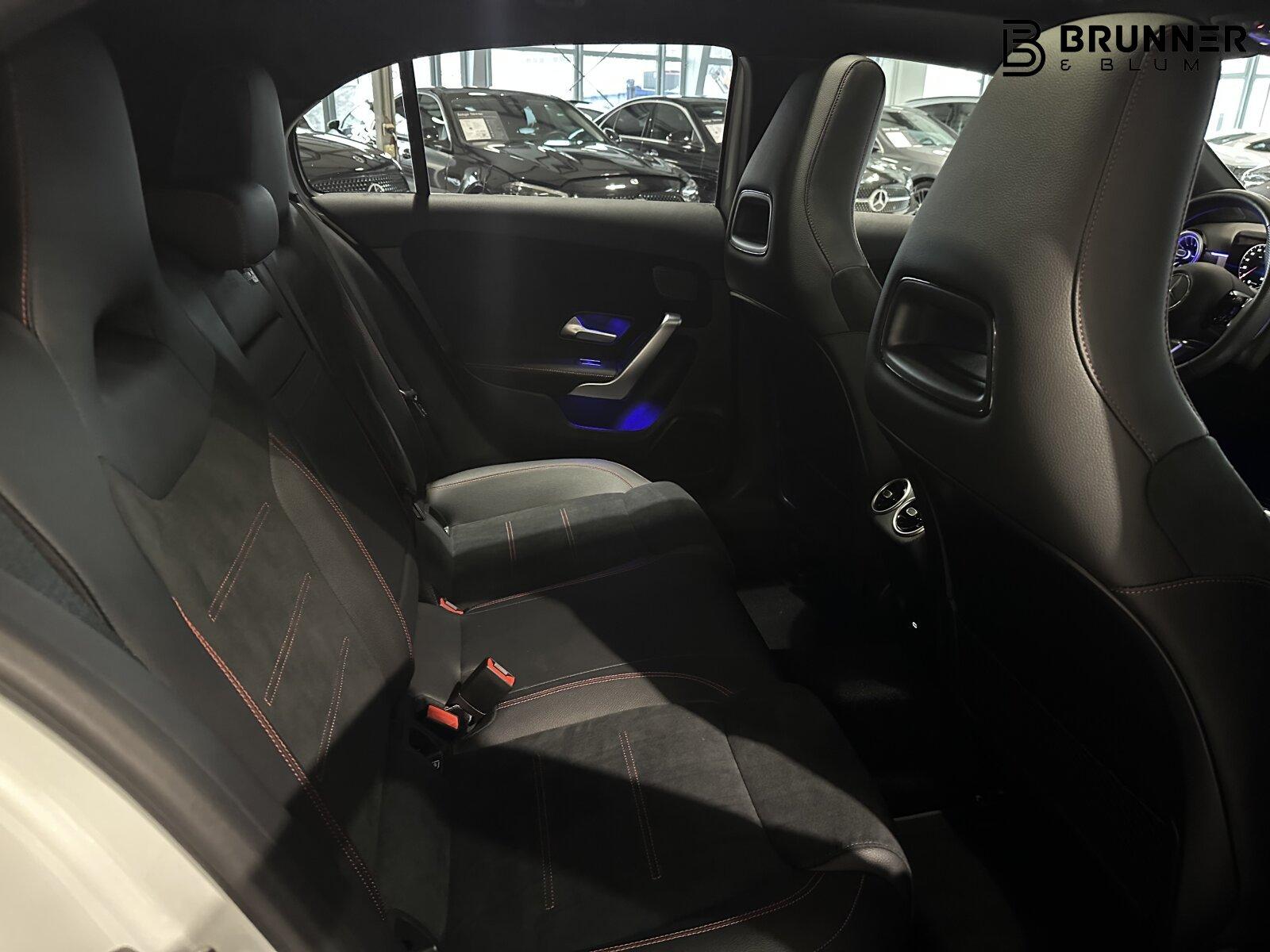 Mercedes-Benz A 250 4MATIC AMG Line