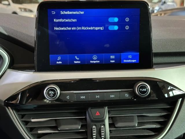 Ford Kuga Cool & Connect