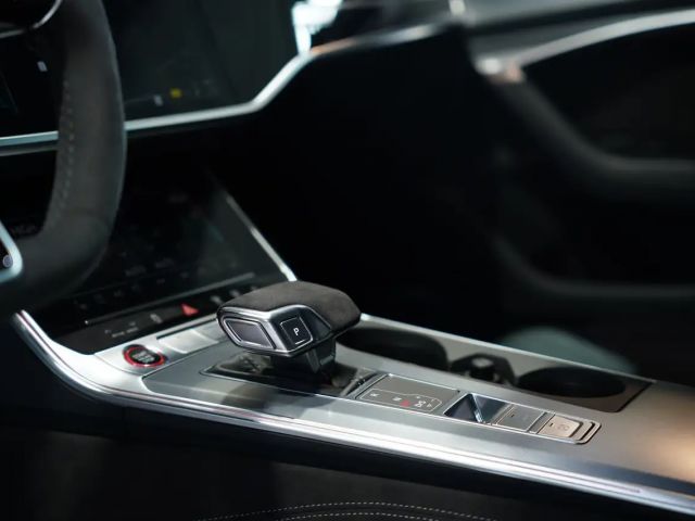 Audi RS6 Avant Quattro