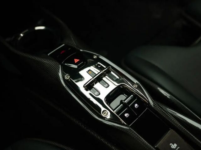 Ferrari SF90 Stradale