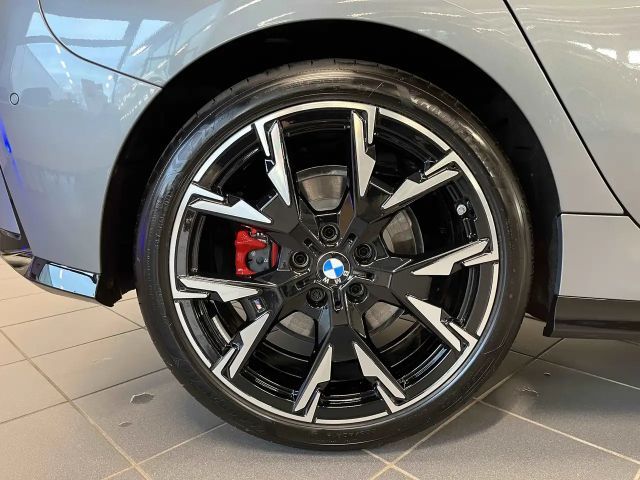 BMW 120 120d M-Sport Sedan