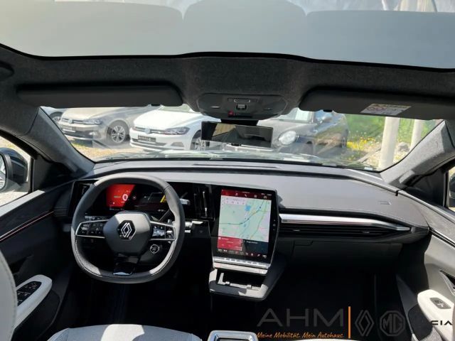 Renault Scenic E-Tech Iconic