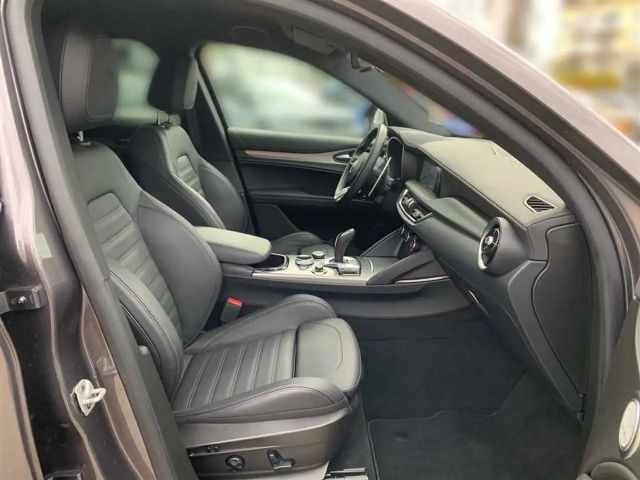 Alfa Romeo Stelvio Q4 Veloce