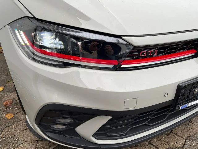 Volkswagen Polo 2.0 TSI DSG GTI IQ.Drive