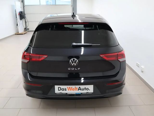 Volkswagen Golf TSI