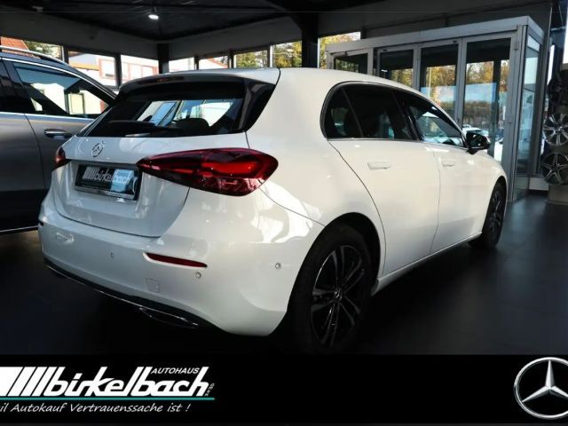 Mercedes-Benz A 200 Progressive