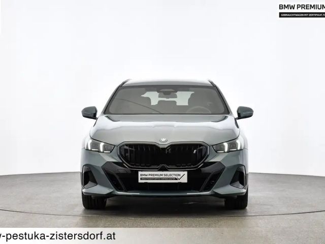 BMW i5 eDrive40