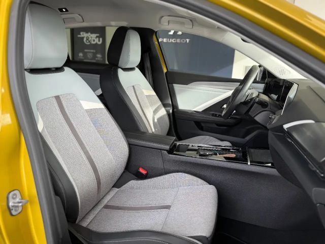 Opel Astra Business Elegance