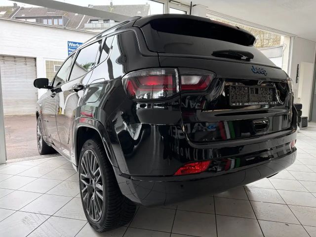 Jeep Compass 4x4 Hybrid