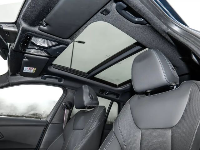 BMW 330 330e M-Sport Touring