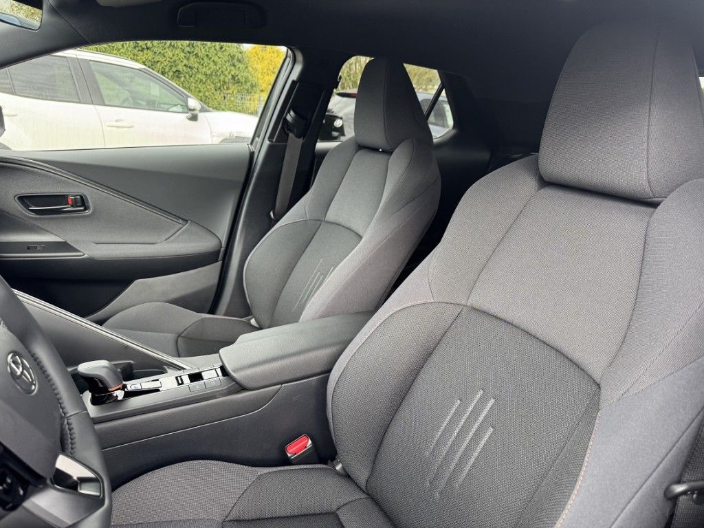 Toyota C-HR 5-deurs Technik