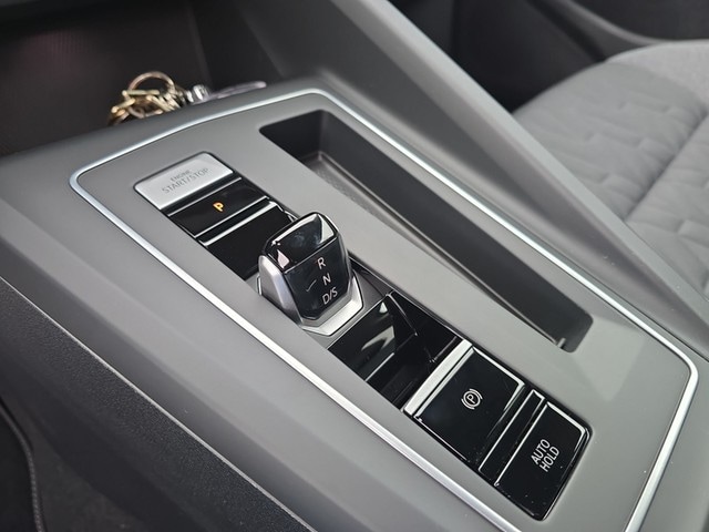 Volkswagen Golf 1.5 eTSI Golf VIII