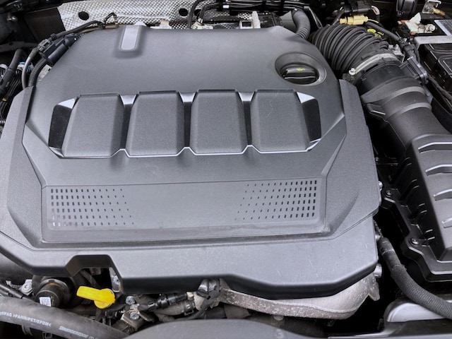 Volkswagen Golf 2.0 TDI DSG Life Variant