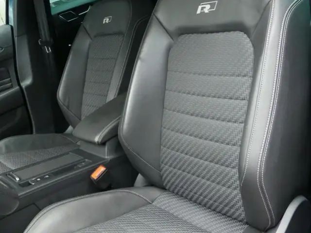 Volkswagen Passat 2.0 TSI R-Line Variant