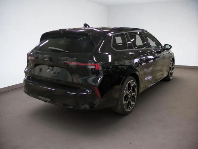 Opel Astra Sports Tourer Ultimate