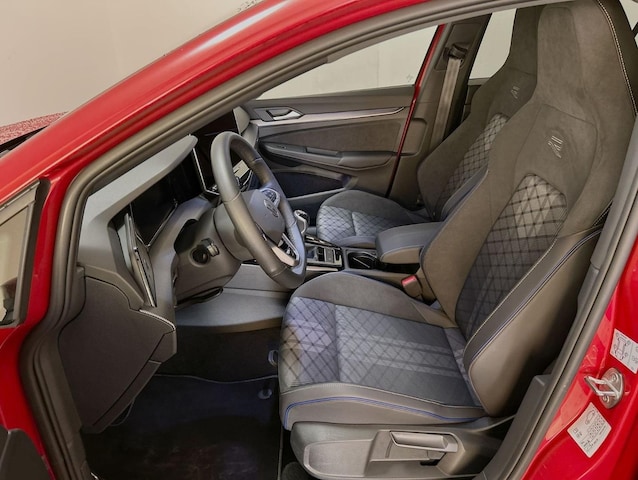 Volkswagen Golf 1.5 TSI Golf VIII