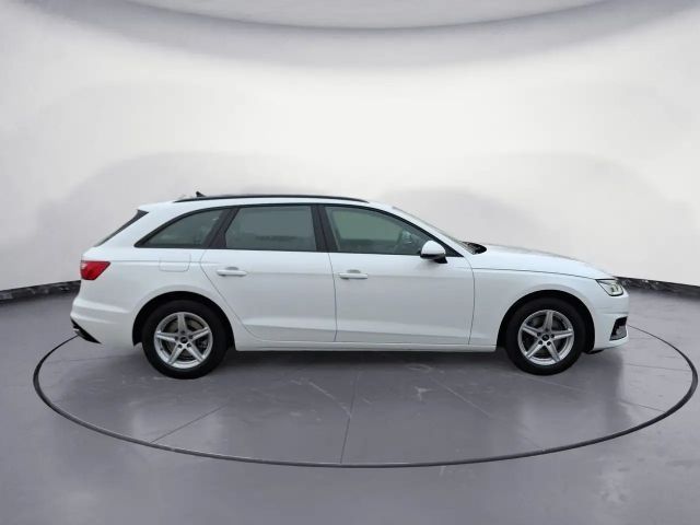 Audi A4 35 TFSI Business S-Tronic