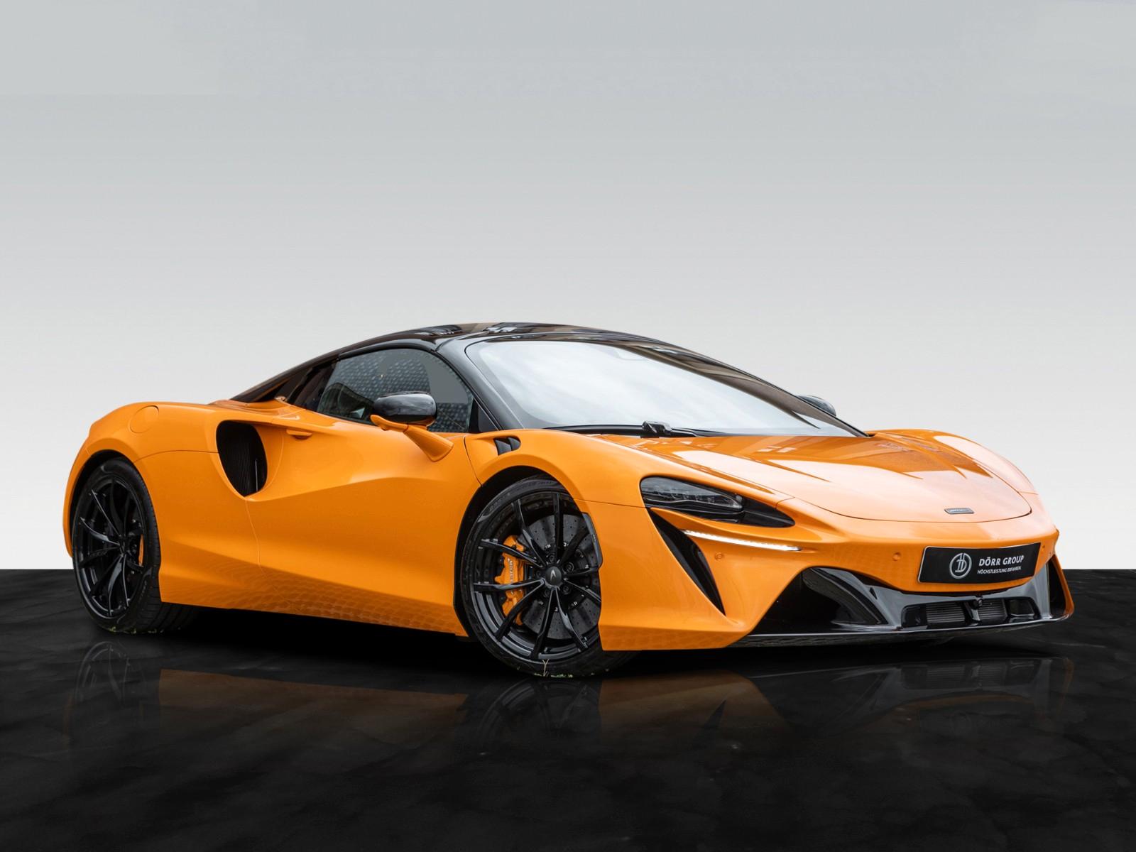 McLaren Artura Spider