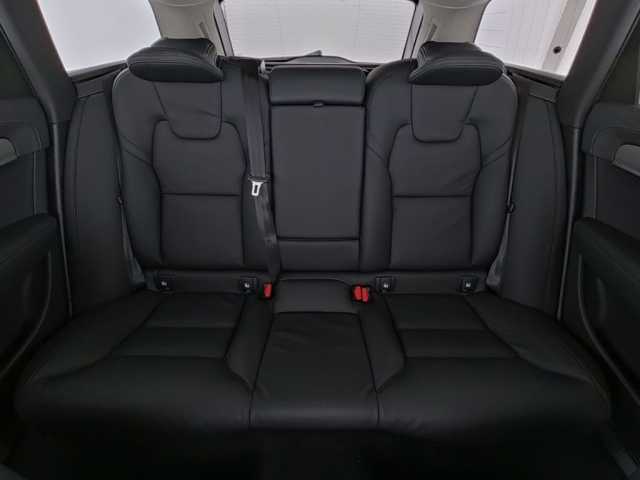 Volvo V90 AWD Dark Plus T6