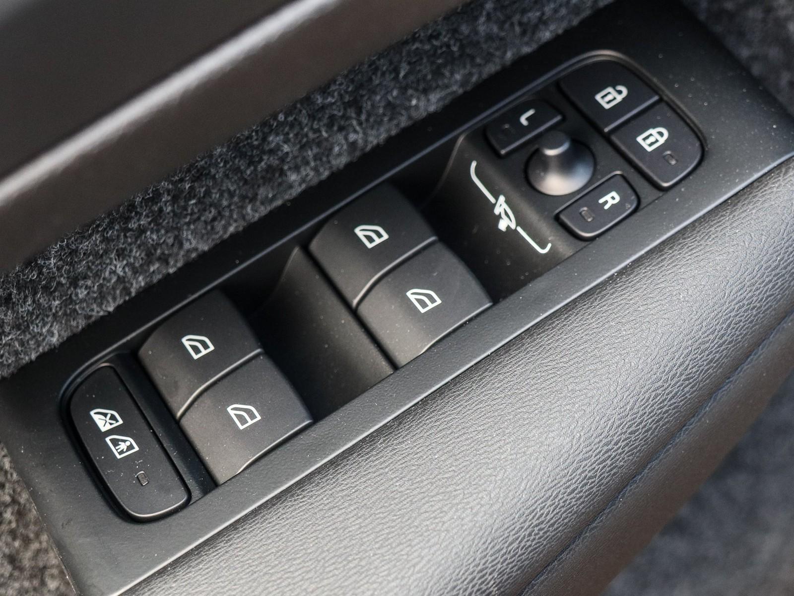 Volvo EX40 Extended range Plus Single motor