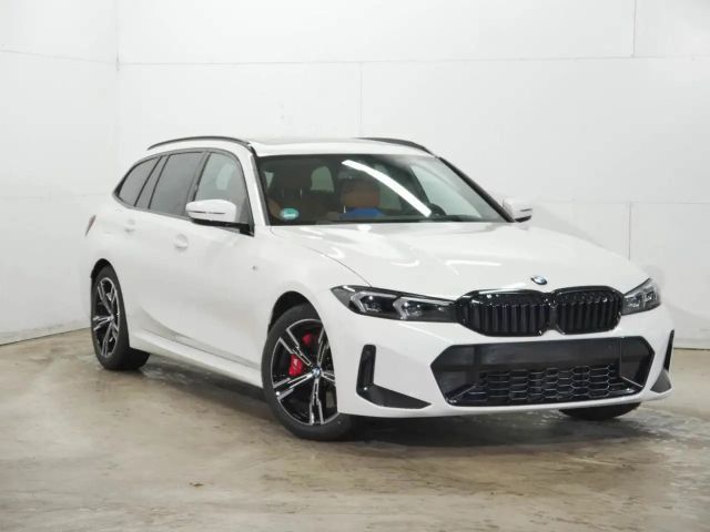 BMW 320 320d M-Sport Touring xDrive