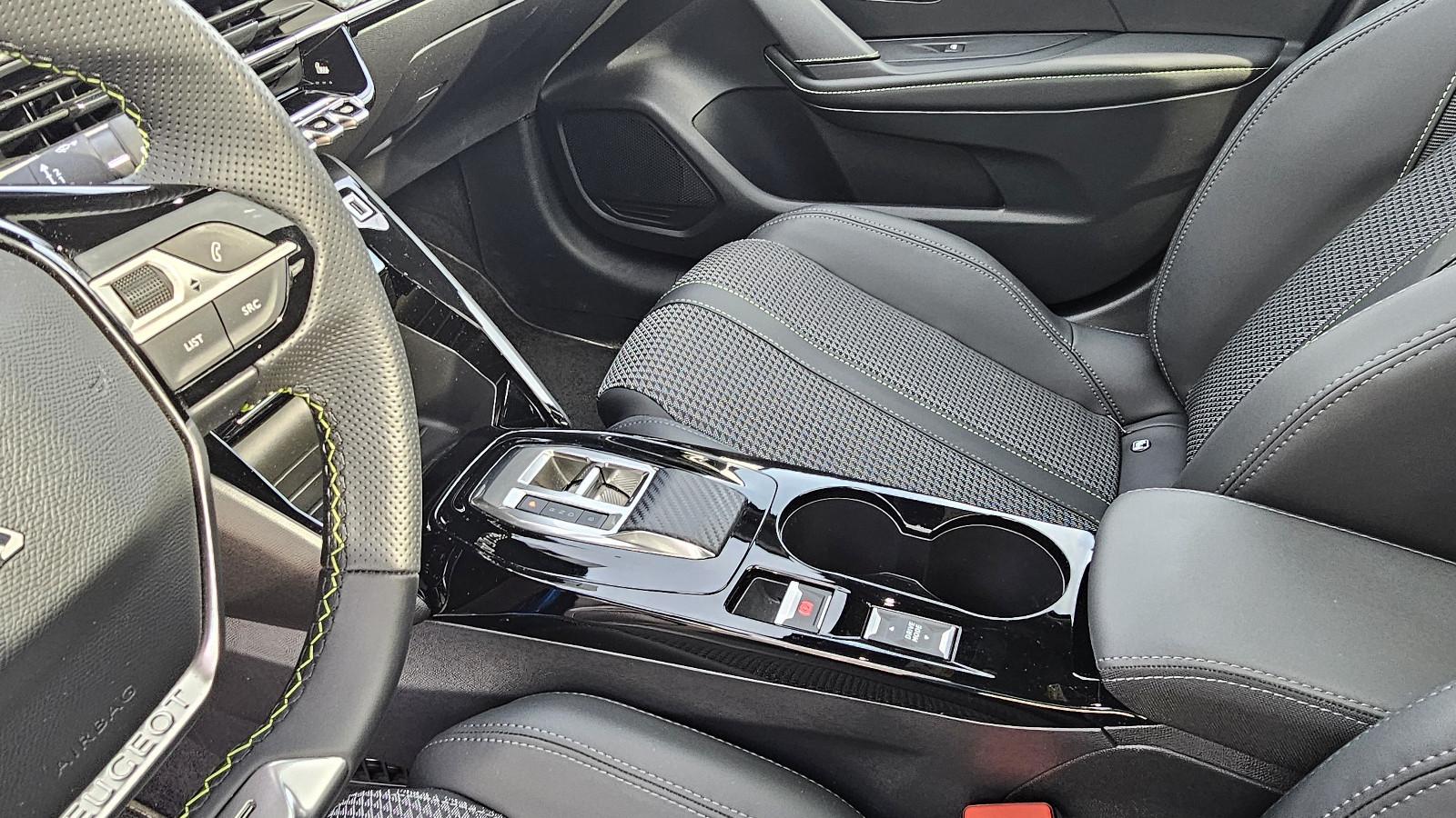 Peugeot E-208 GT-Line