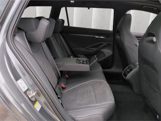 Skoda Superb Combi Sportline iV