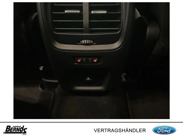 Ford Kuga Plug in Hybrid Titanium