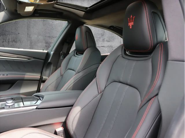 Maserati Ghibli Modena