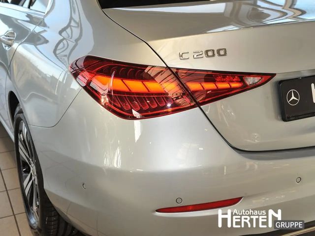 Mercedes-Benz C 200 AVANTGARDE Sedan