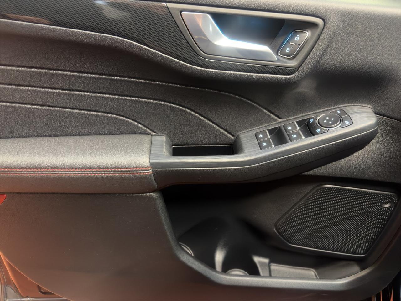 Ford Kuga Hybrid Plug in Hybrid ST Line X