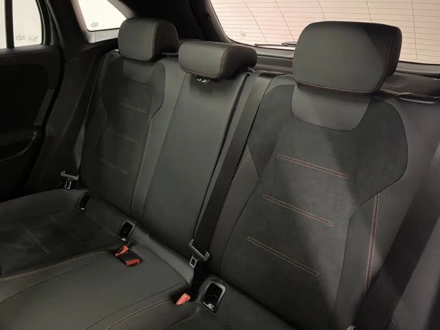 Mercedes-Benz GLA 250 AMG Line