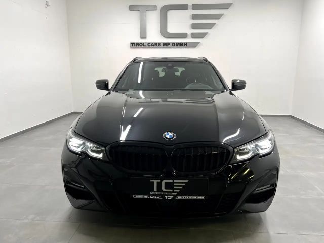 BMW 330 330e Touring xDrive