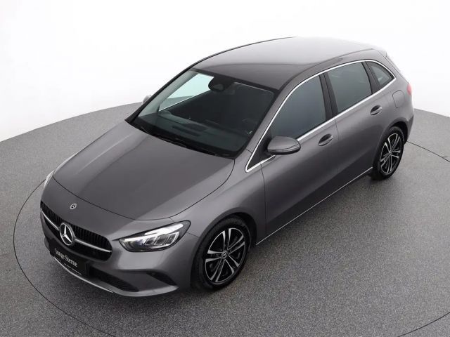 Mercedes-Benz B 180 Progressive Sedan Urban