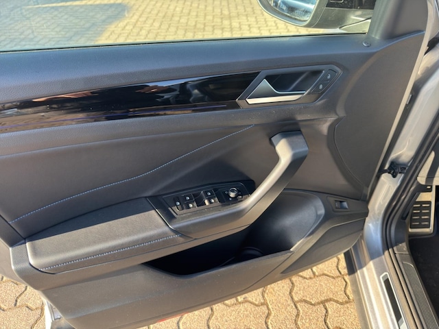 Volkswagen T-Roc 2.0 TSI 4Motion