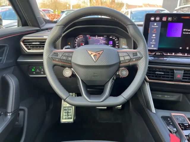 Cupra Formentor / UPE: 50.895,-€ / 1.5 eTSI Sennheiser Lichtsensor