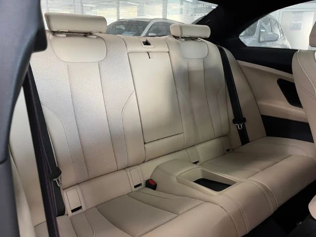 BMW 218 218i Coupé M-Sport