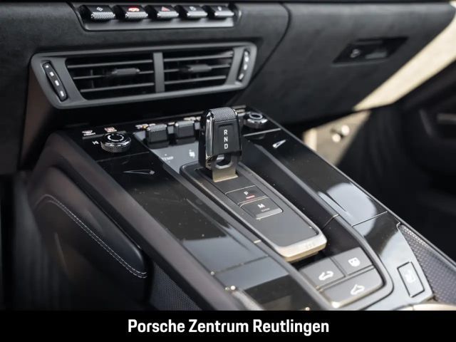 Porsche 992 4 Carrera Coupé GTS