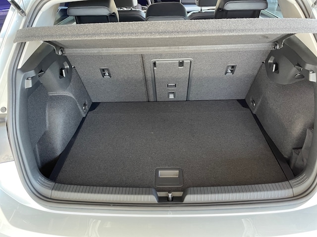 Volkswagen Golf 1.5 eTSI Golf VIII